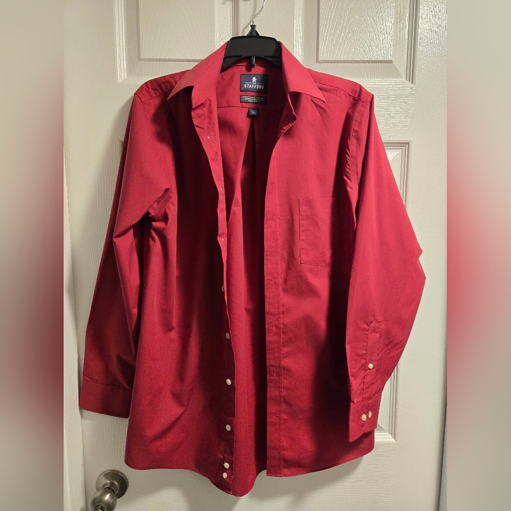 Stafford Men's Red Button Down Shirt Size 14.5